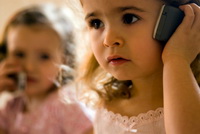 	Как научить ребенка обращаться с сотовым телефоном